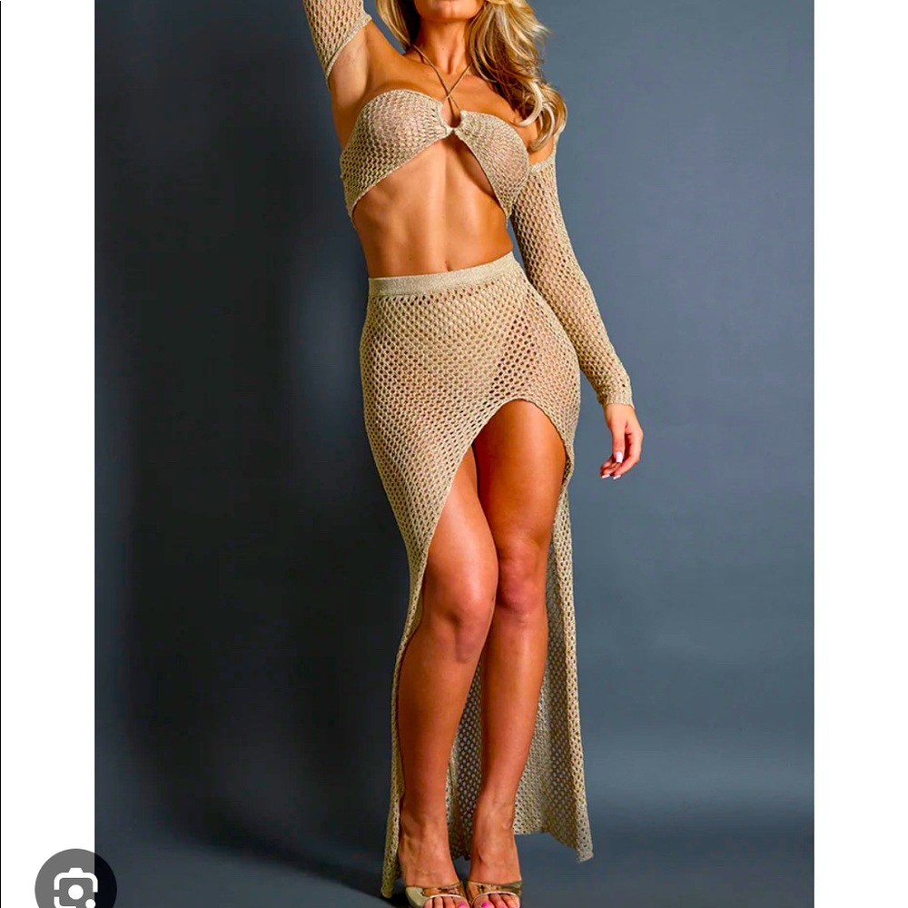 Crochet/knit skirt